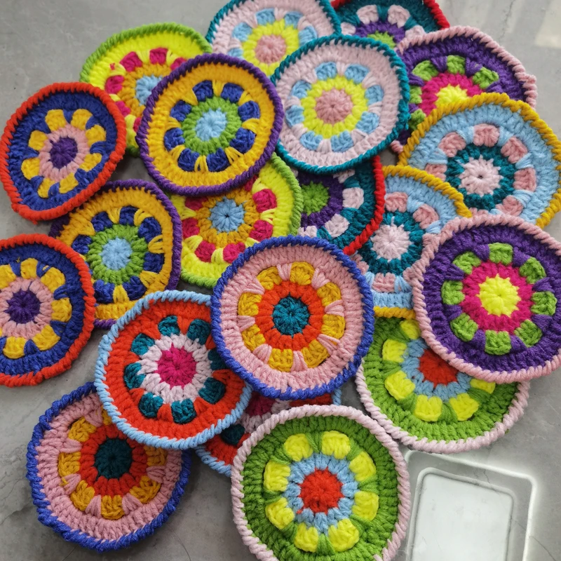 Two Girls DIY Hand Crochet Doilies Round Coaster Table Decor Doily Placemat Bags Clothing Decoration Accessories 11cm 20pcs/lot
