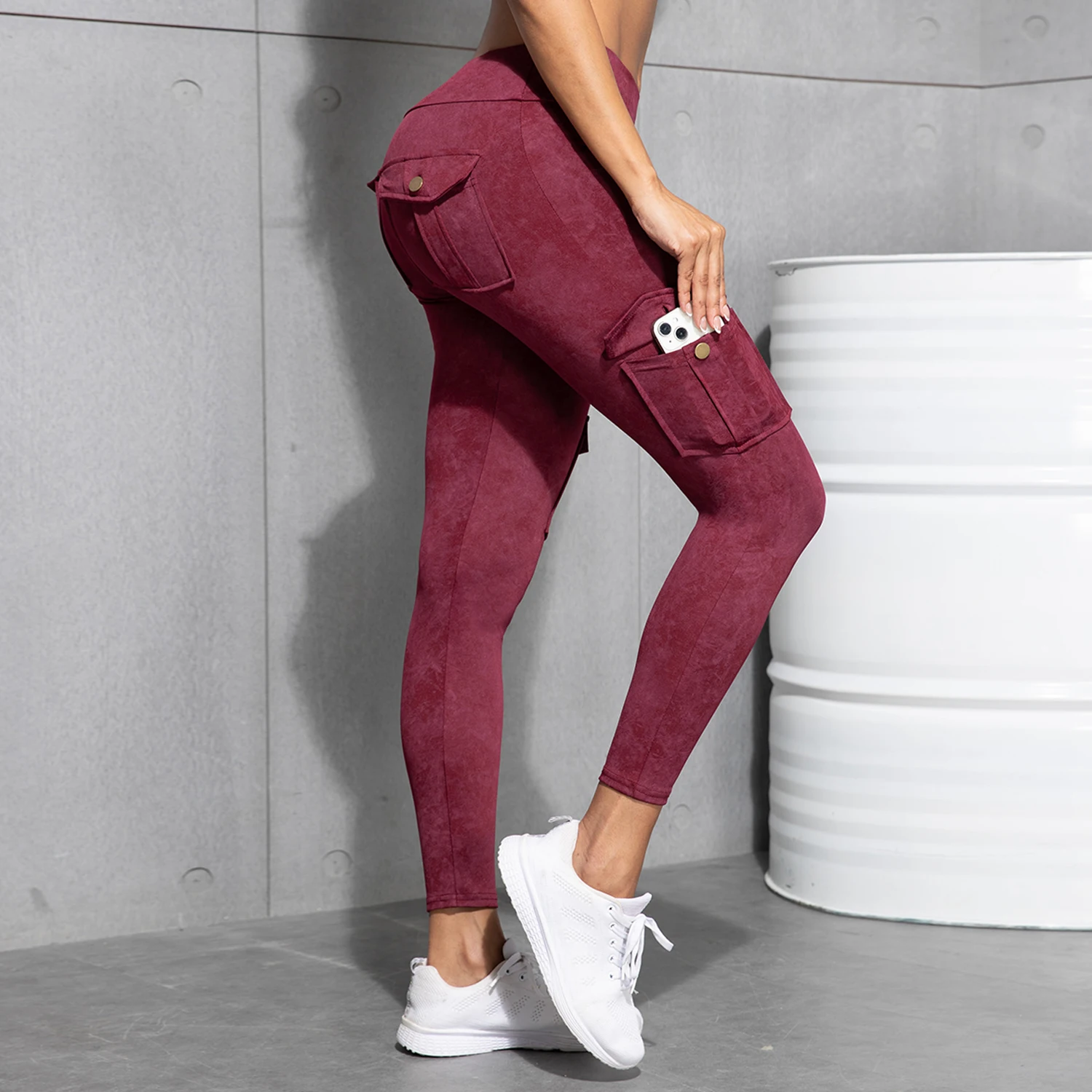 女性洗浄プリントワークポケットレギンスハイウエストバットリフティングフィットネスタイツ 2025 新 5 色のファッションレギンス