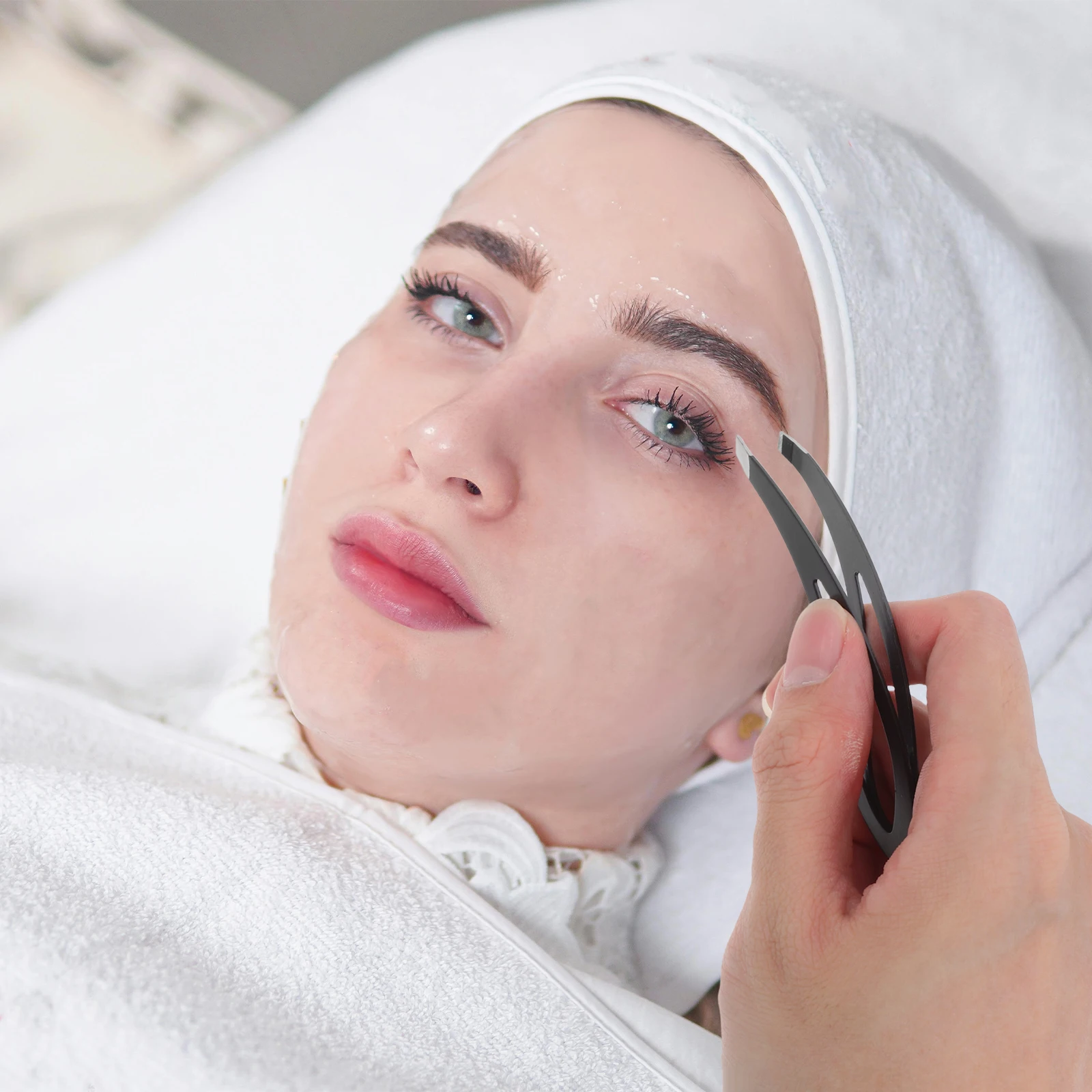 

Stainless Steel Eyebrow Tweezers Tip Precision Eyebrow Tool for Men Women Nose Hair Chin Hair Removal Durable Clip