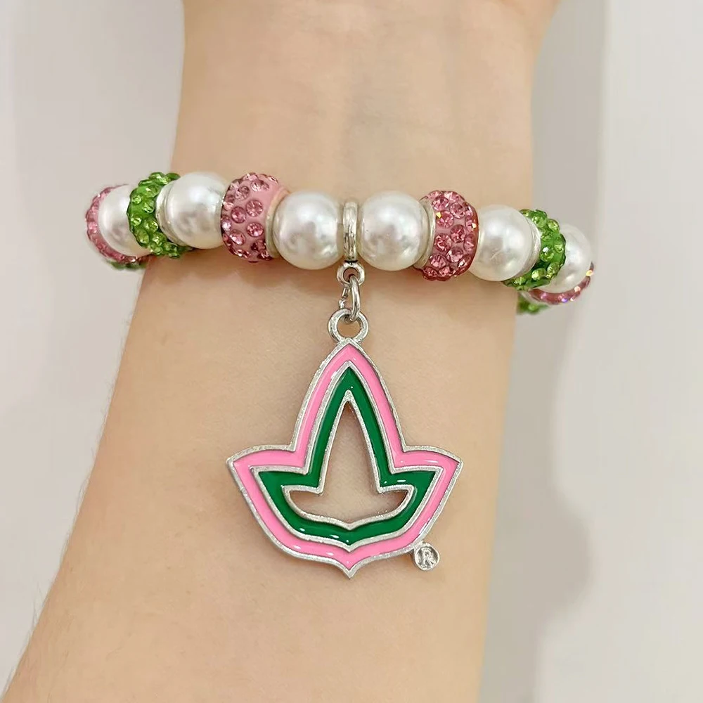 Delicate pink green sisters club symbol ivy letter charm elastic bracelet
