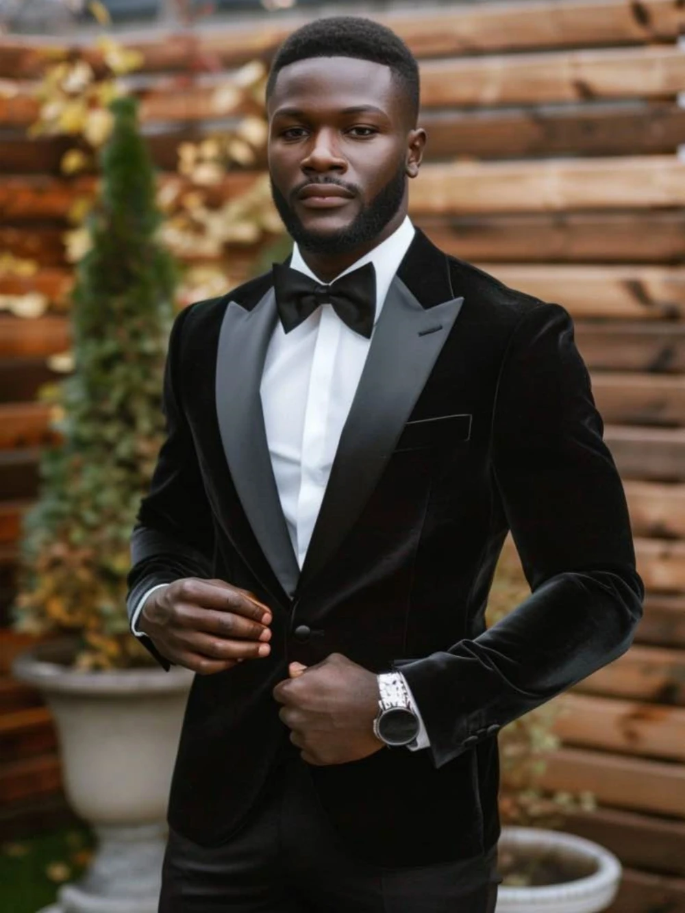 Hot Sale Black Velvet Suit Set 2 Pieces Jacket Pants For Men Wedding Groom Sets Handsome Peak Lapel Men's Suits Dancing Wear