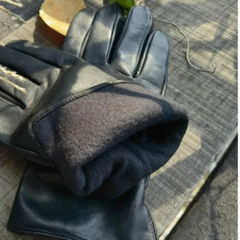Men's Sheepskin Driving Gloves Solid Color Plus Velvet Touch Screen Fashion Ripple Riding Motorcycle Gloves