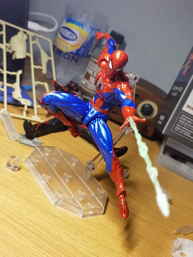 AMAZING YAMAGUCHI Spider 2.0 Actionfigur PVC Bewegliches Sammlermodell 16cm Revoltech Peter Parker Figuren Spielzeug – Detail 7