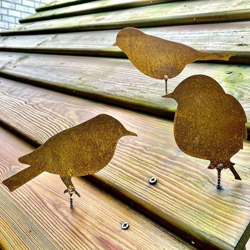 Patina Birds With Screw For Screwing In Wood, 4 Rusty Birds, Metal Rust Garden Decoration Birds Figure, Rust Decoration