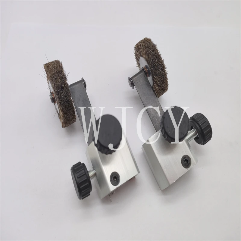 Free Shipping1 Pair Feeder Runner Brush Wheel For Komori Lithrone L40 Printing Accessories Brush Wheel