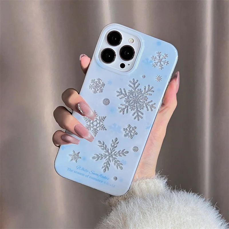 Fashion Winter Snowflake Cute Phone Case For iPhone 15 Pro 11 12 13 14 Pro Max Cover Shockproof Silicone Protective Cases Women