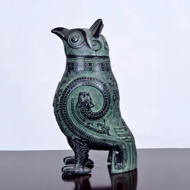 Elaborate Chinese Collectible Decorated Archaistic Handwork Bronze Owl Statue/Woman good Owl/bird/gift decoration craft gift