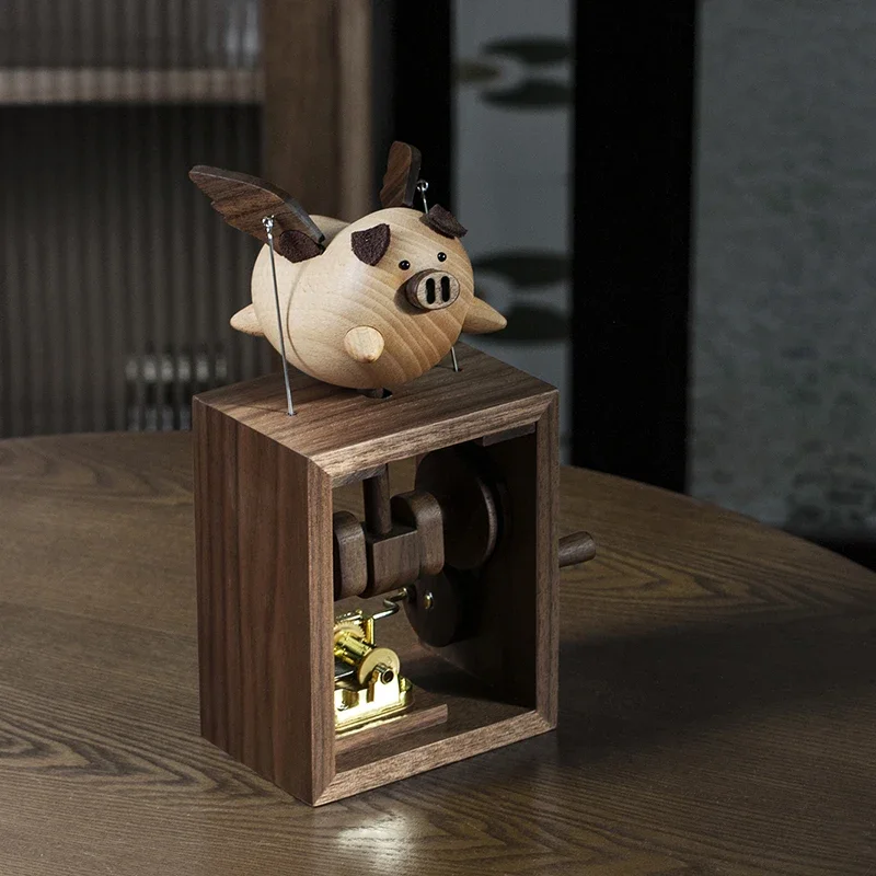 

Piggy Music Box Wooden Hand-Operated Music Box Creative Birthday Gift