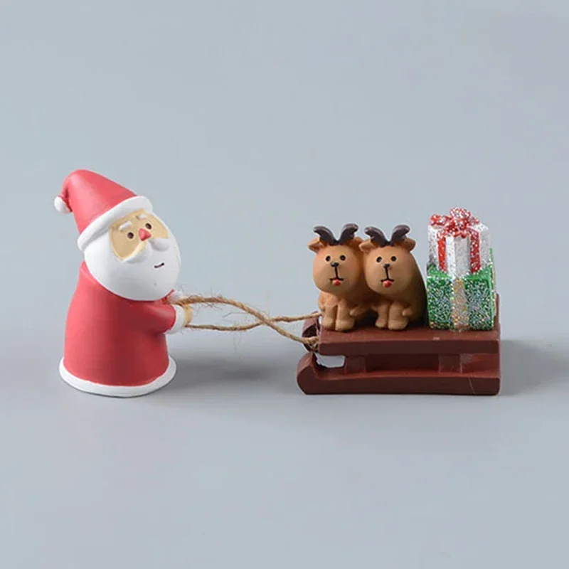 شجرة عيد الميلاد سانتا كلوز مقطورة زلاجة الأيائل ثلج شخصيات صغيرة لتقوم بها بنفسك سطح المكتب المنزل المشهد الديكور نموذج لعب لعيد الميلاد