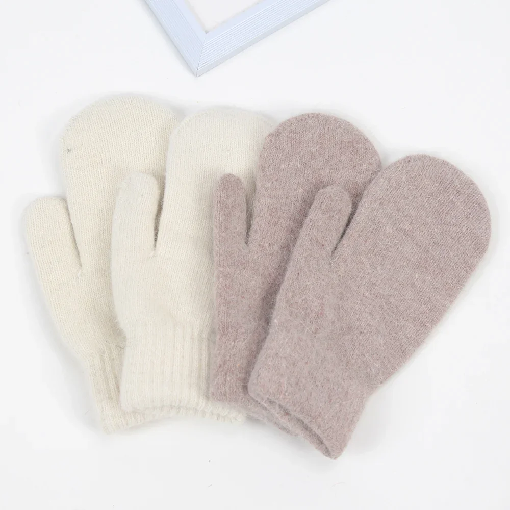 

Winter Women Keep Warm Cute Gloves Plus Cashmere Woolen Elasticity Soft Full Fingers Mittens Girls Black White Knitted Gloves