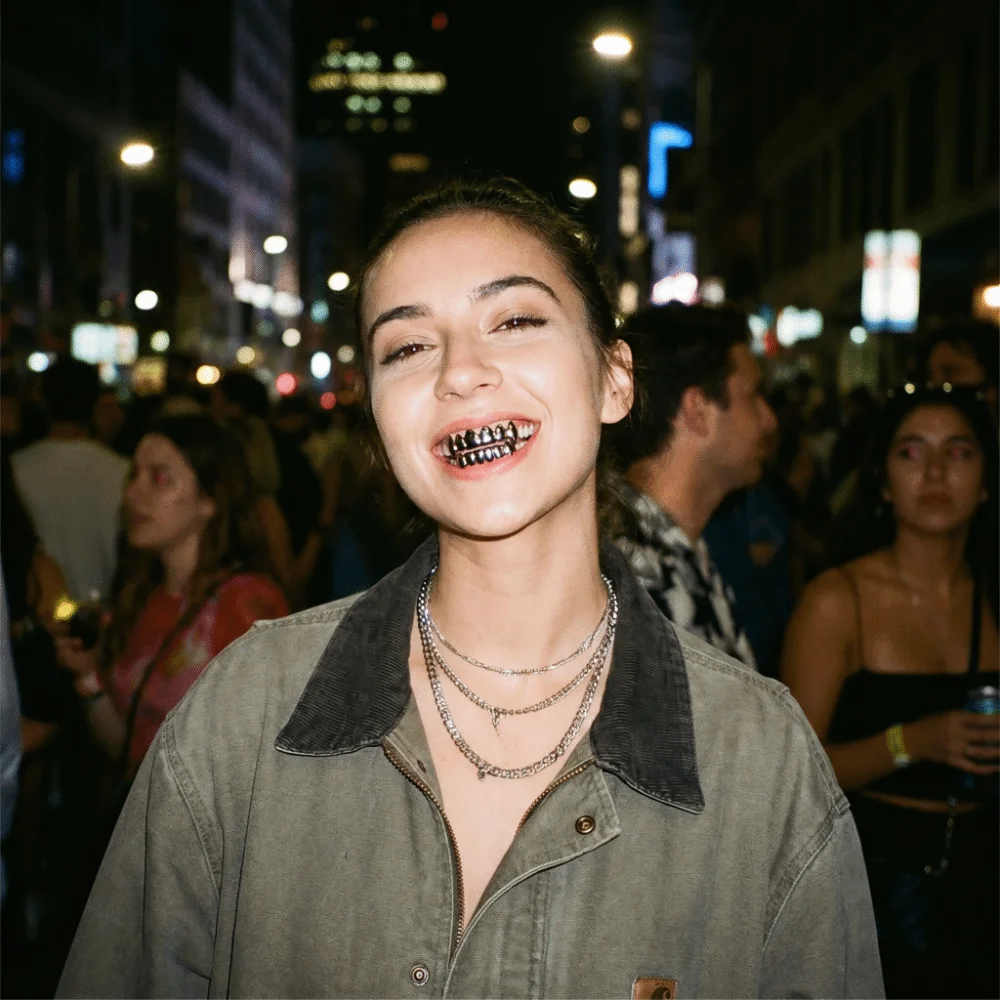 New Top Bottom Set Teeth Grillz Comfortable Shiny Glossy Dental Grills Unique Durable Halloween Tooth Fashion Accessory