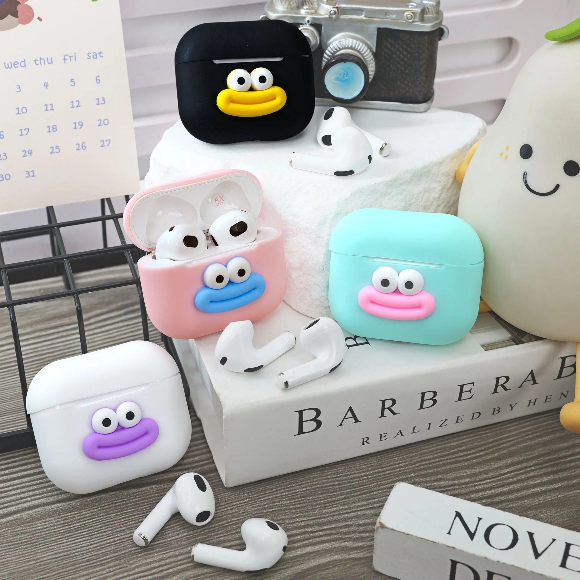 

Cute Smiling Face Wireless Bluetooth Headphones Silicone Protective Case TWS Earphones HIFI Stereo Noise Reduction Earphones