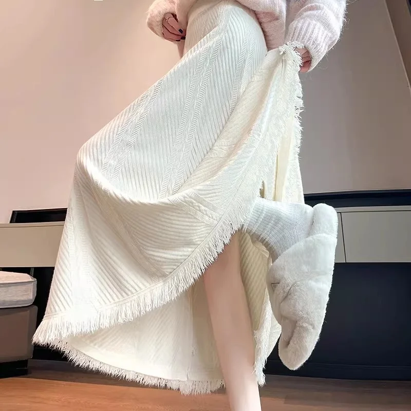

Элегантная вязаная юбка с бахромой | Новинка: Женская расклешенная юбка миди А-силуэта с завышенной талией для коррекции фигуры, коллекция Осень-Зима 2026 - w2385
