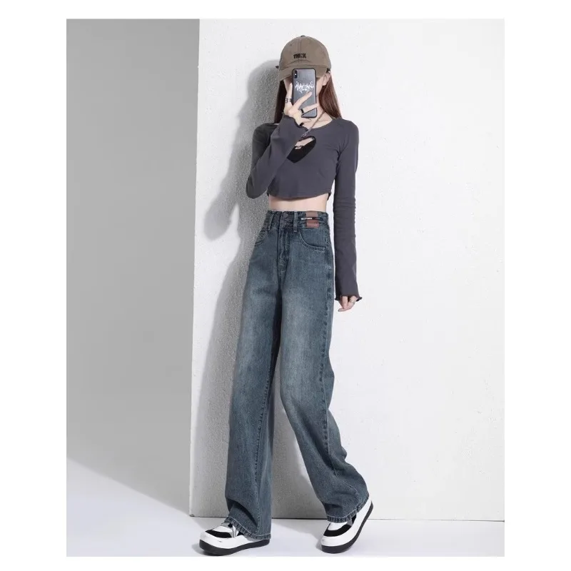 Koreańskie jeansy damskie w stylu vintage z wysokim stanem, proste nogawki, wygodne, wyszczuplające, w stylu Y2K, luźne, rozszerzane w dół, dla figury typu gruszka.