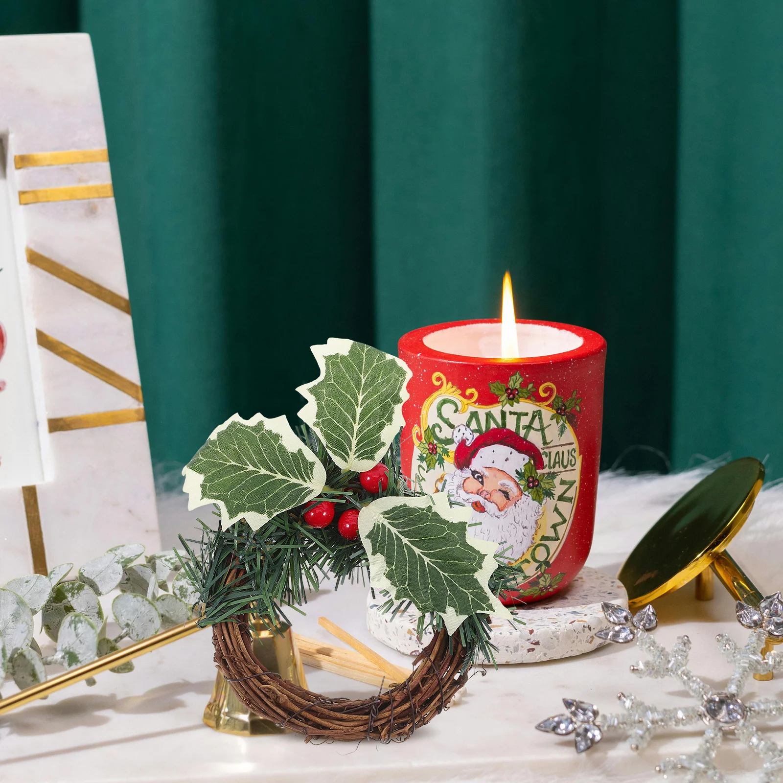 

Christmas Garland Colored Berry Rattan Simulation Leaves Decorative Rings for Pillars Holiday Decoration