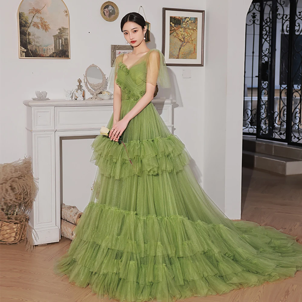 Vestido de fotografía de maternidad de princesa de tul escalonado hecho A medida, verde, línea A, 3D flores rosadas, malla fruncida, vestidos de noche con cordones