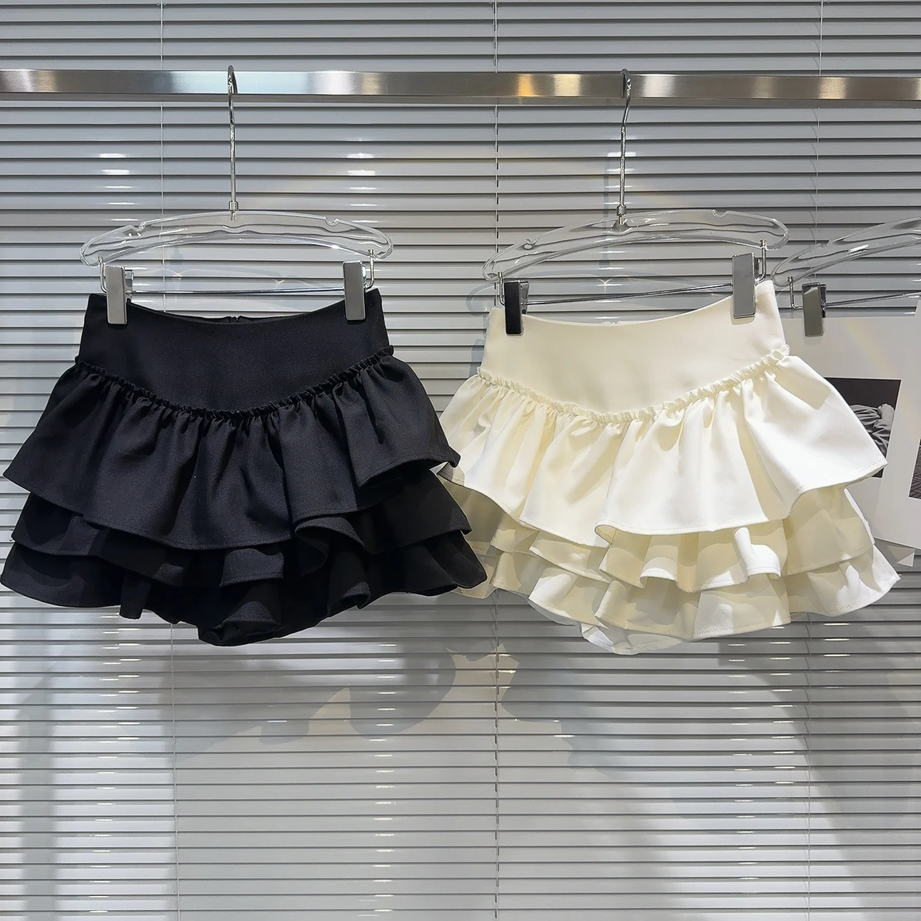 2025 New Summer Sweet Spicy High Waist Puffy Skirt Layered Lace Cake Mini Skirt Women