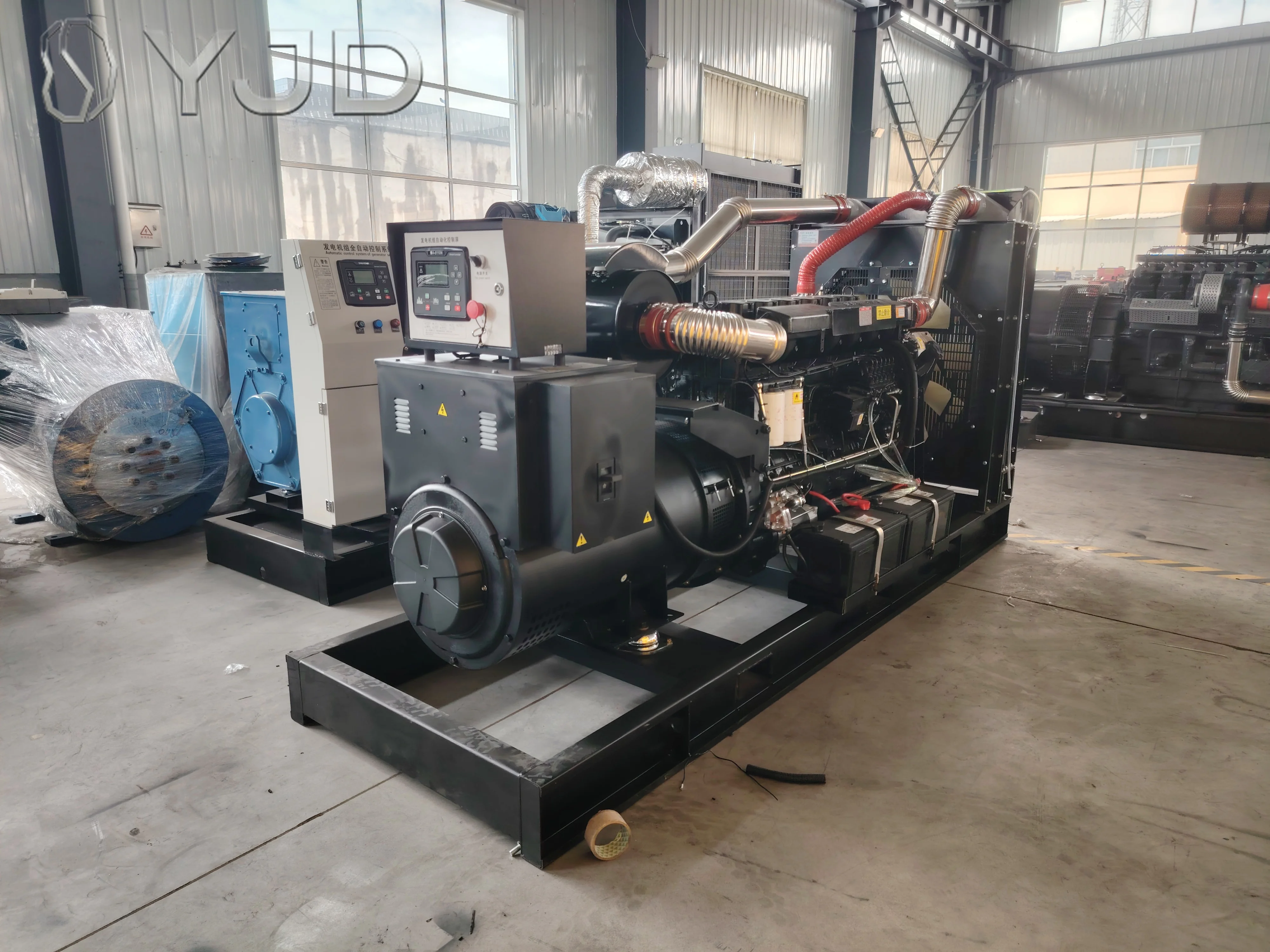 Industrial Grade High-Power 200Kw Three-Phase Diesel Generator Set Backup Power Supply for Engineering Applications