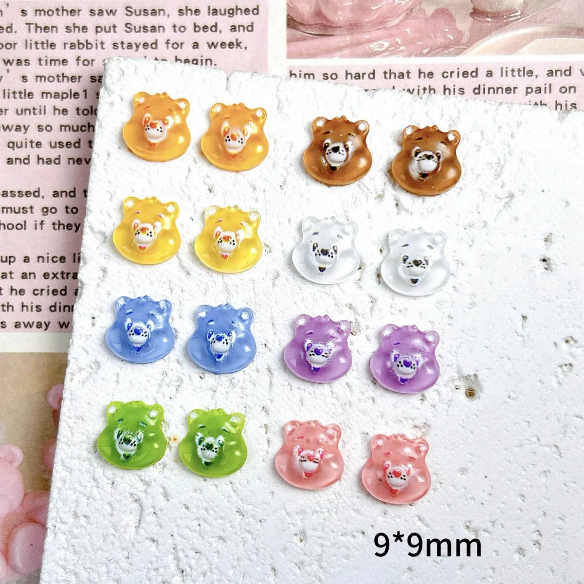 50PCS Multiple Colors Cartoon Kawaii Bear Head Resin Nail Charms Creative Translucent Brown Bear Head Nail Art Decorations DIY