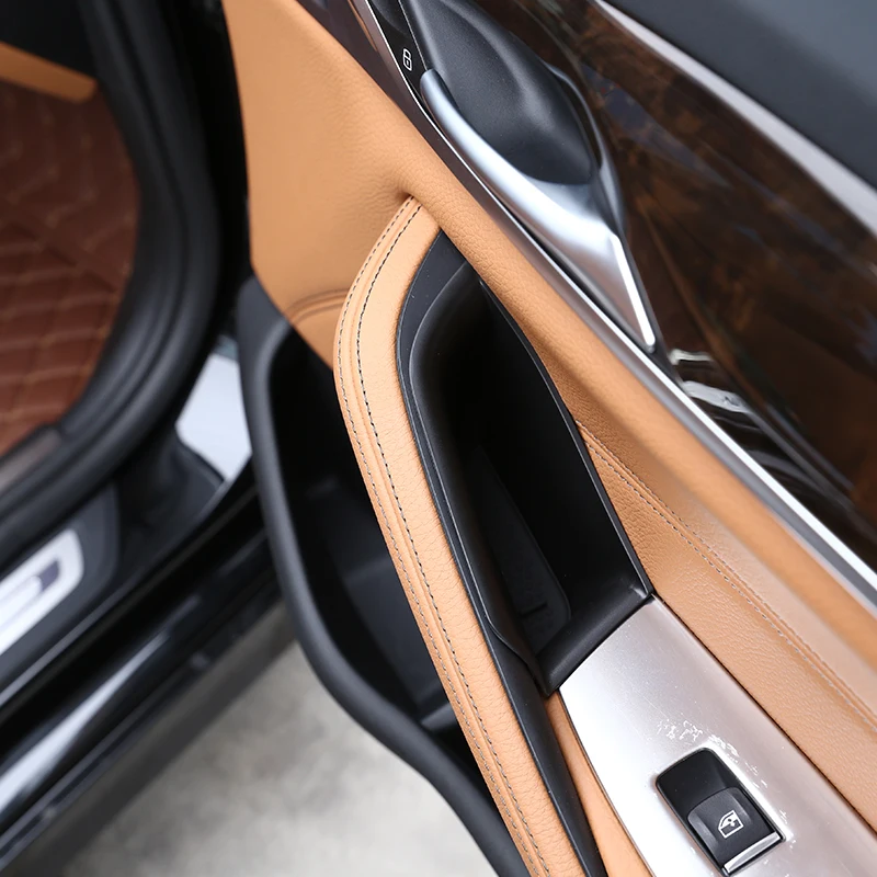 

Car Door Handle Storage Box for BMW G30 5 Series 2018-2022 Inner Door Handles Sundries Organizer Box Phone Holder Accessories