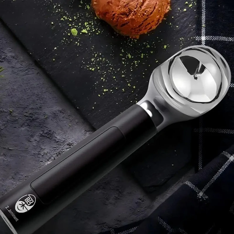 Electric ice cream scoop, rechargeable heating spoon with LED display screen, easy to scoop, kitchen gift