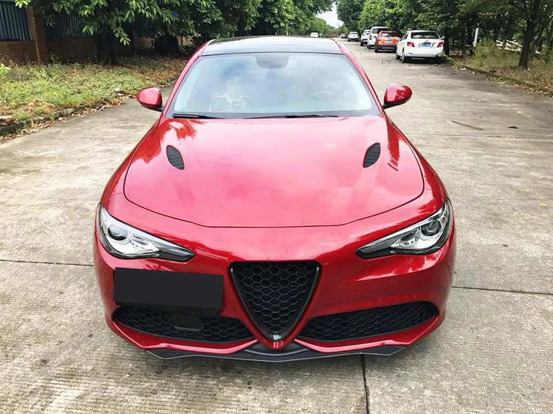 Carbon Fiber Engine Bonnet For Alfa Romeo Giulia Front Engine Hood Air Vent Bonnet Cap 2017 2018 2019 2020