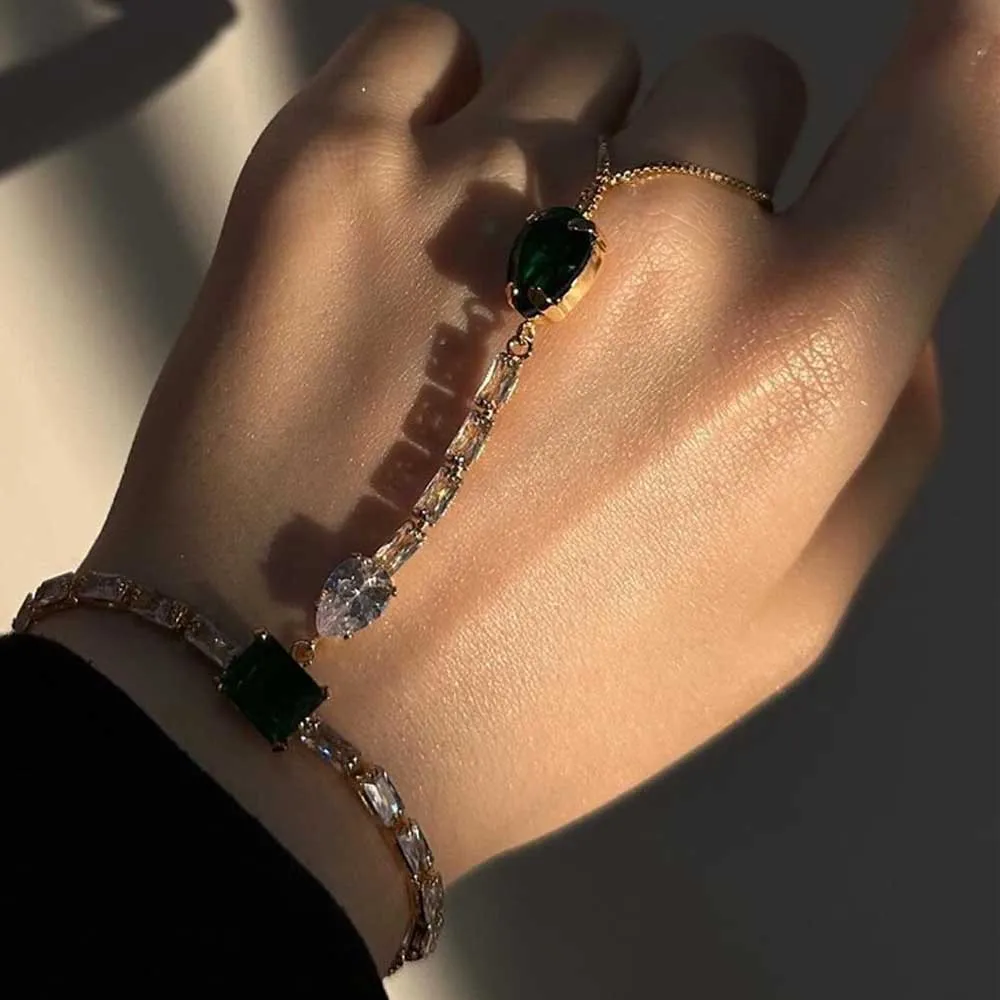 Fashion Zircon Geometric Bracelet Jewelry for Women Party Gift Vintage Diamond Finger Bracelet Emerald Hand Chain Accessories