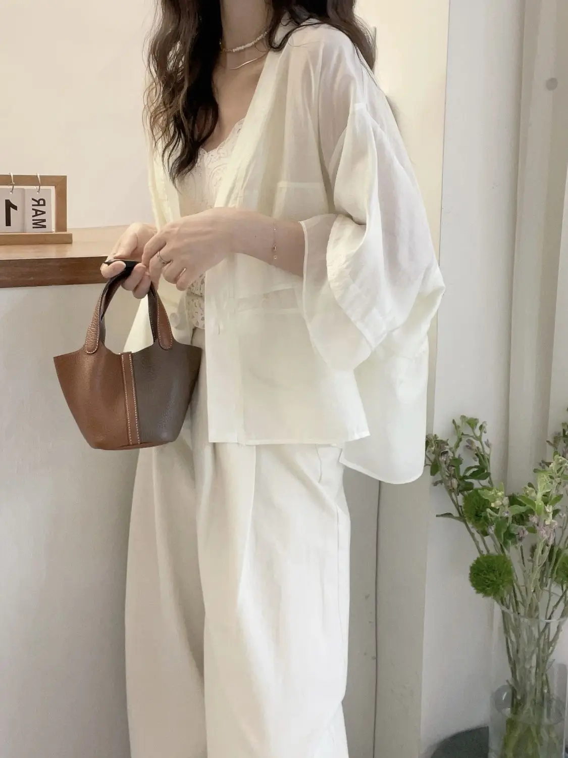 

2025 Summer Simple Bat Sleeve Sunscreen Jacket For Women Lazy Style Cardigan For Women New Thin Top For Women