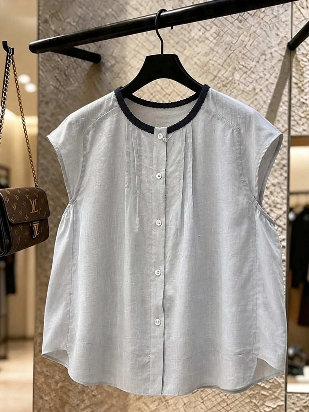 

Loose Short Sleeve round Neck Single Button Color Block Design Korean Style Shirt for Women Summer Casual Comfortable Top