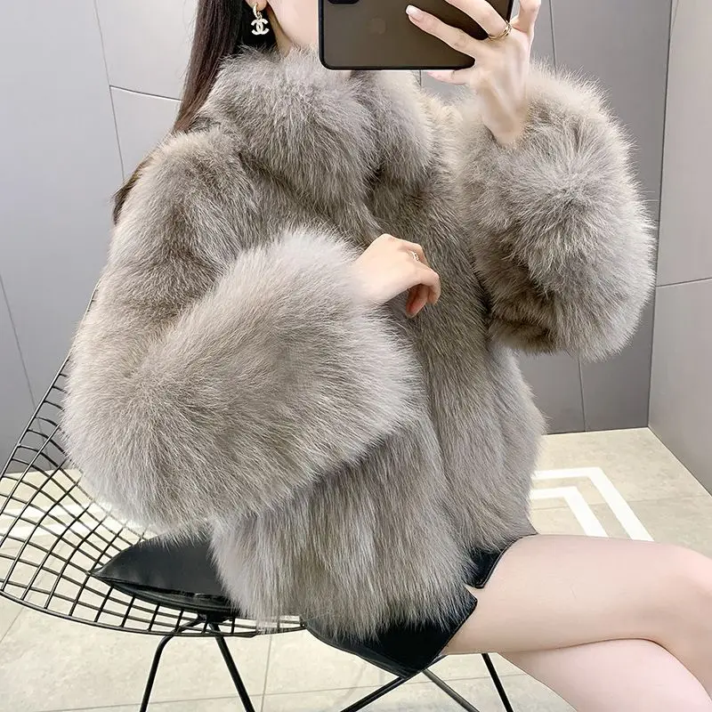 

Осенне-зимнее короткое женское пальто из искусственного меха с круглым вырезом и длинными рукавами, меховая женская куртка, новая утепленная плюшевая женская верхняя одежда