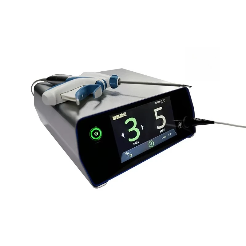 EURVET Clinic uses veterinary ultrasonic scalpels and high-precision surgical equipment to perform minimally invasive surgeries