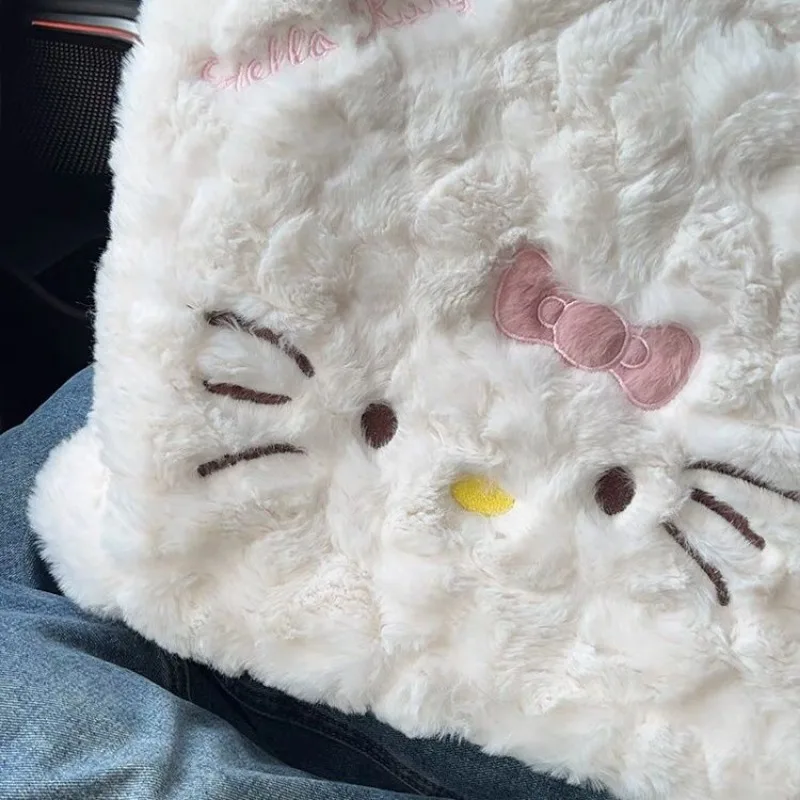 Miniso Sanrio Hellokitty Furry única bolsa de ombro para mulheres, sacola de pelúcia fofa, grande capacidade, outono e inverno