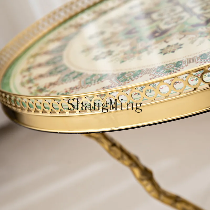 โต๊ะน้ำชาเล็กๆ สไตล์หรูหรา ทำจากทองเหลืองแท้ สำหรับวางข้างโซฟาในห้องนั่งเล่น