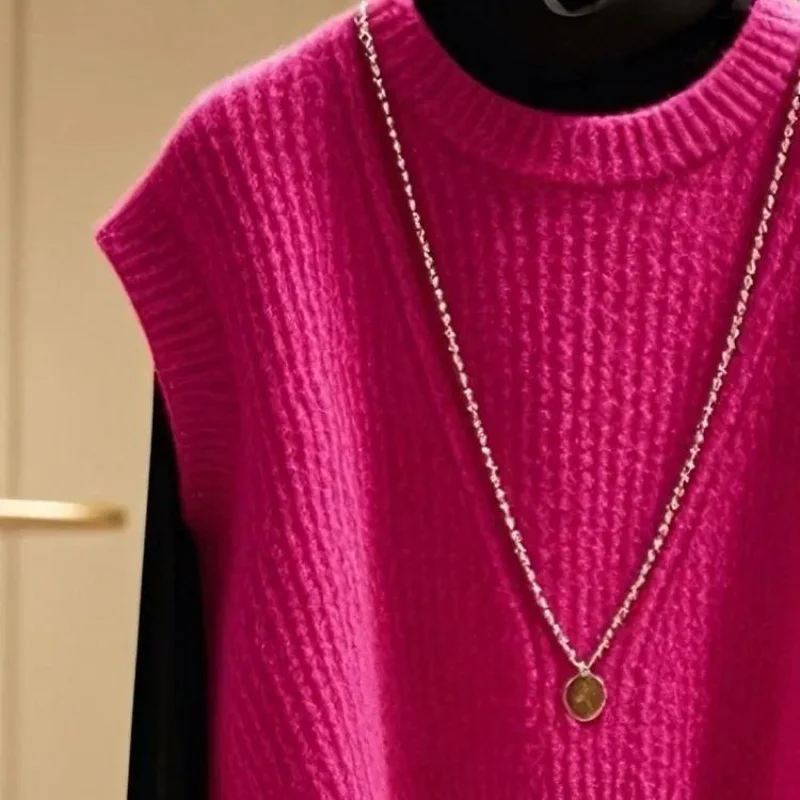 Autumn And Winter New Style Retro Soft Lazy Vibe Rose Pink Sweater Knit Fashion Minimalist Elegant Pullover Vest For Women