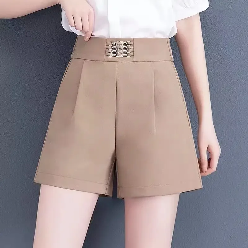 

Female Short Pants Korean Style With Waist Pocket Women's Shorts Wide Summer Low Price Cheap Jorts Streetwear Aesthetic Design