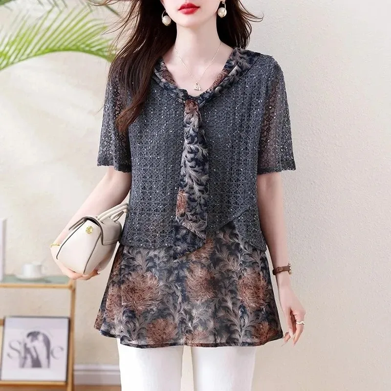 

Plus Size Lace Spliced Floral Blouse Women Bow Tie V Neck Fake Two Piece Short Sleeve Top