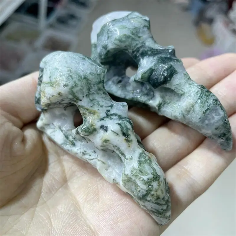 Natural Moss Agate Bird Skull Carved Healing Crystal Reiki Figurine Wicca Energy Gemstone Gift Home Decoration 1pcs