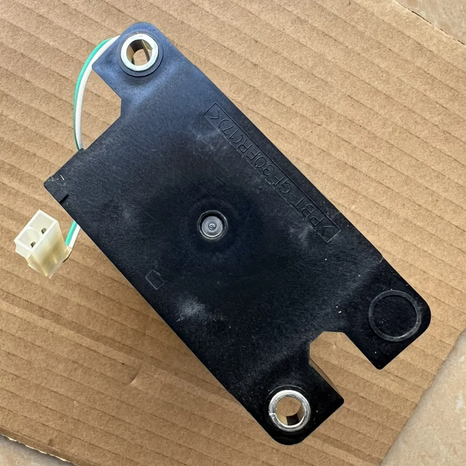 Original new 100% AEV17012 heavy load relay 12VDC 250A image 3