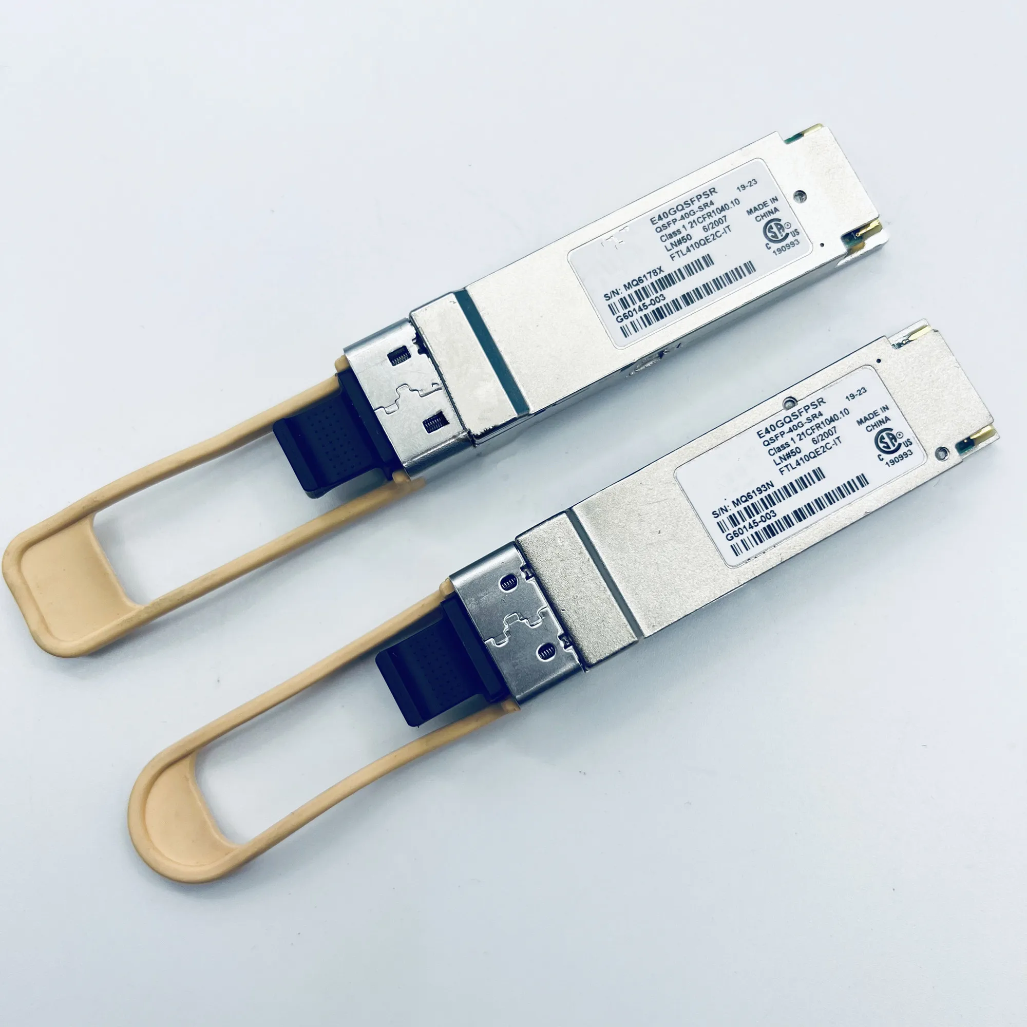 

1PCS I-nt-el 40G/E40GQSFPSR/FTL410QE2C-IT/QSFP-40G-SR4/40G 850nm 150m MTP/MPO Transceiver 40g qsfp Transceiver/40g qsfp switch