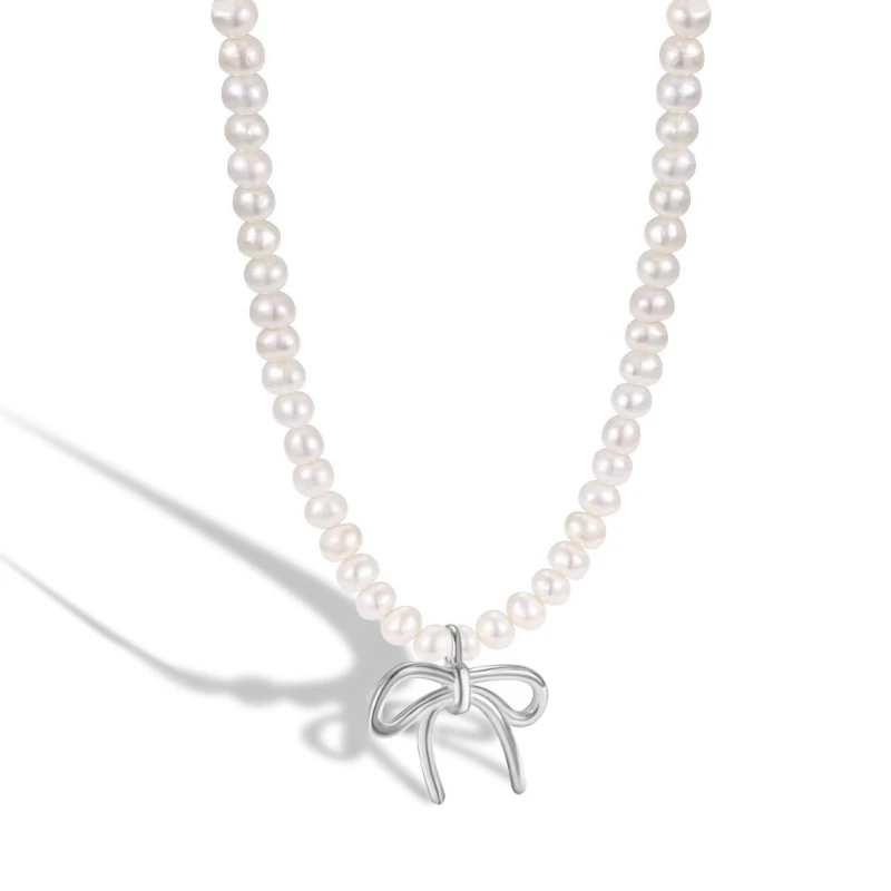 New S925 Sterling Silver Necklace with Female Line Bow, Elegant and Fashionable Style, Freshwater Pearl Neckchain