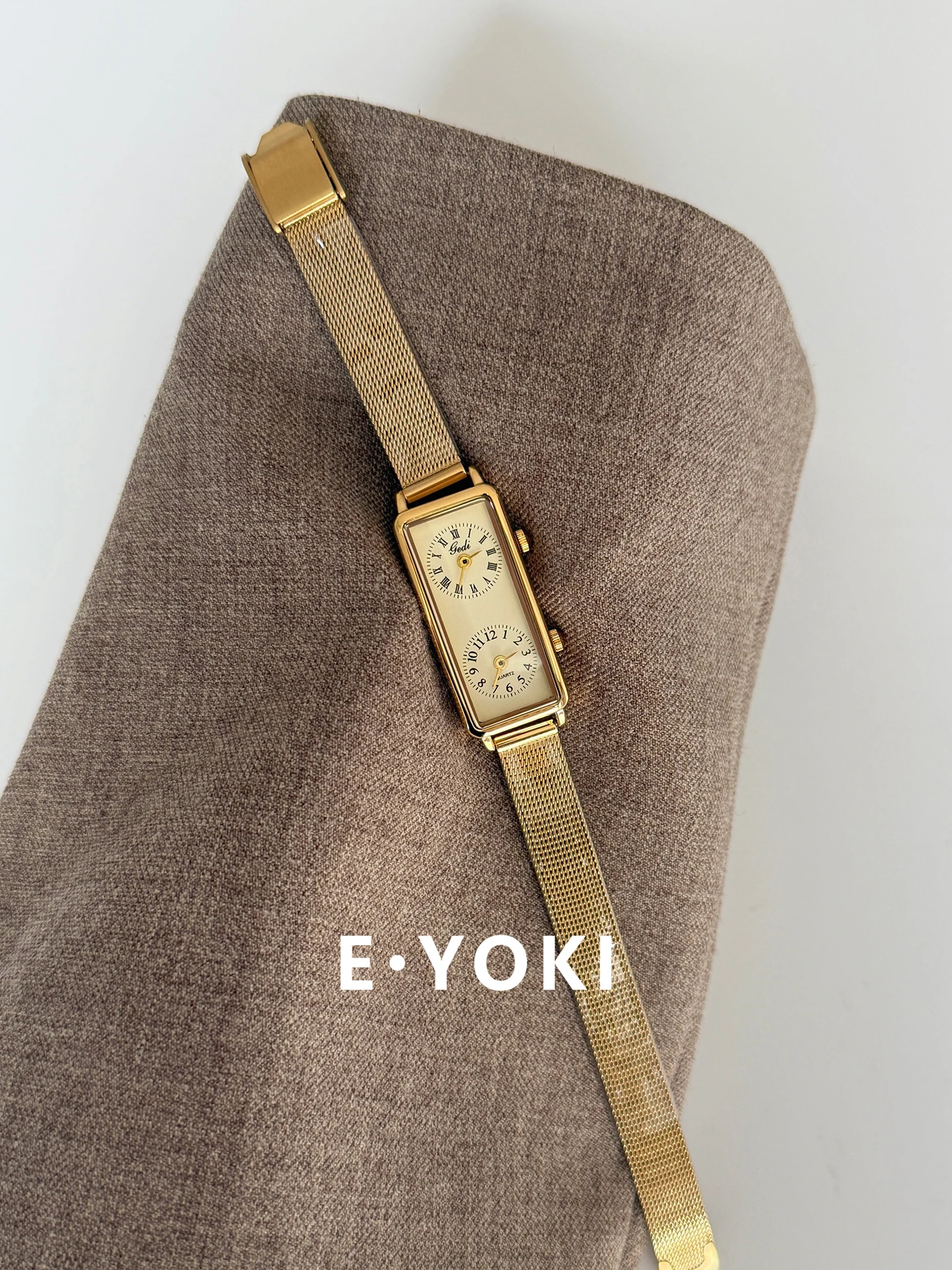 2025 Luxury Women's Watch Gold Dual Time Rectangular Dial Ladies' Vintage-Inspired Premium Quartz Stainless Steel Watch Gift