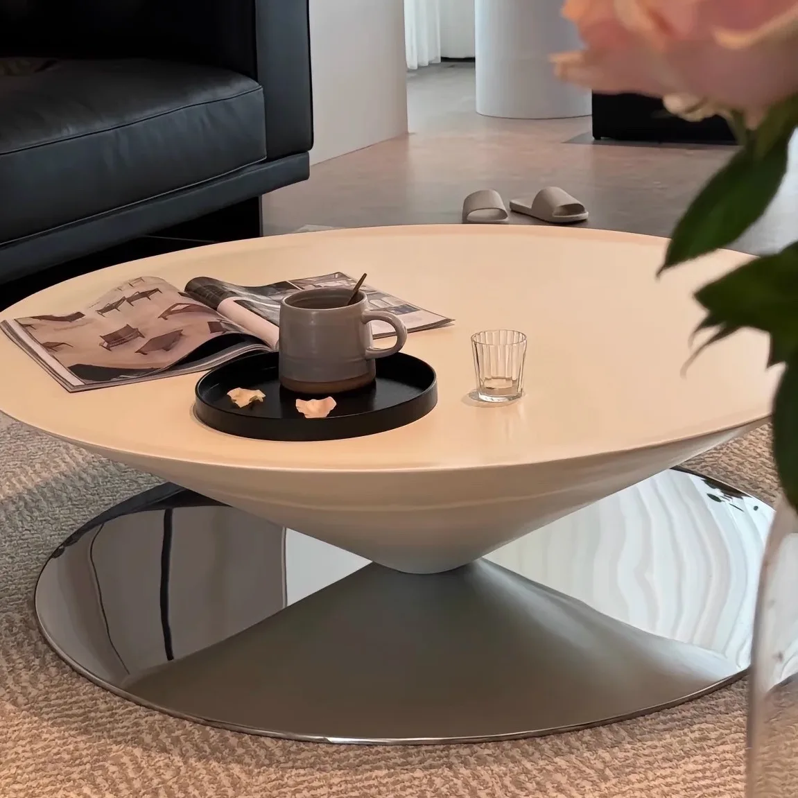 

French cream wind suspension coffee table designer minimalist creative living room household flying saucer tea table