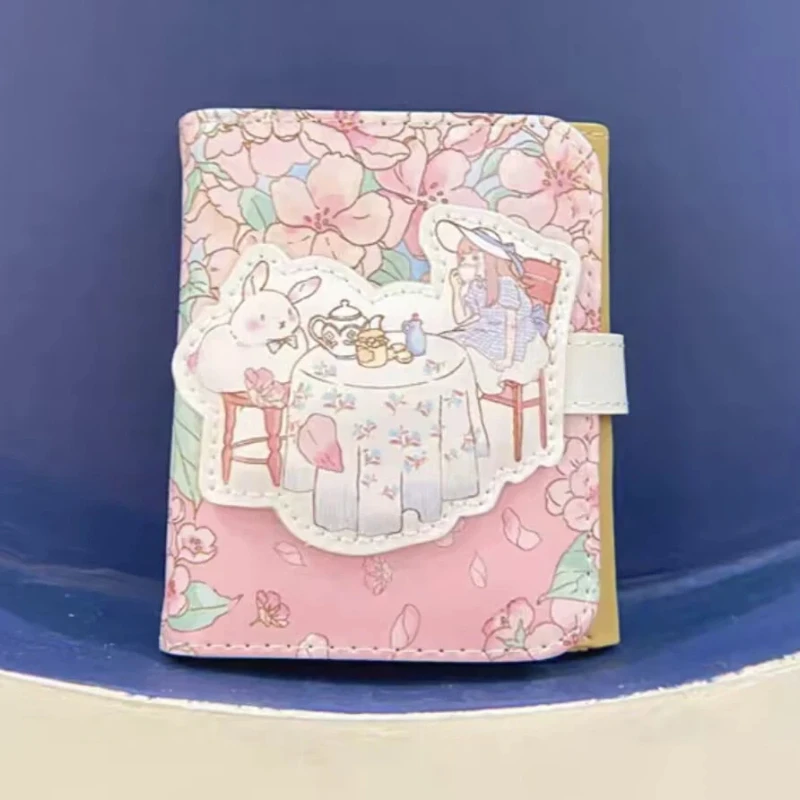 

Новая милая женская сумочка-кошелек в виде медведя, короткий кошелек для мелочи, женский студенческий кожаный кошелек с мультяшным принтом, тройной кошелек-портмоне