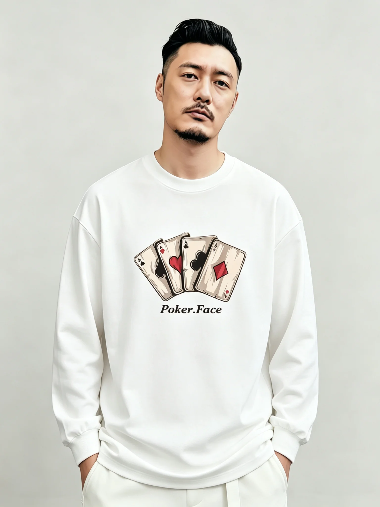 カジュアルスタイル長袖ラウンドネックtシャツメンズおしゃれな白ポーカープリントヘビーウェイト快適コットン秋の新作