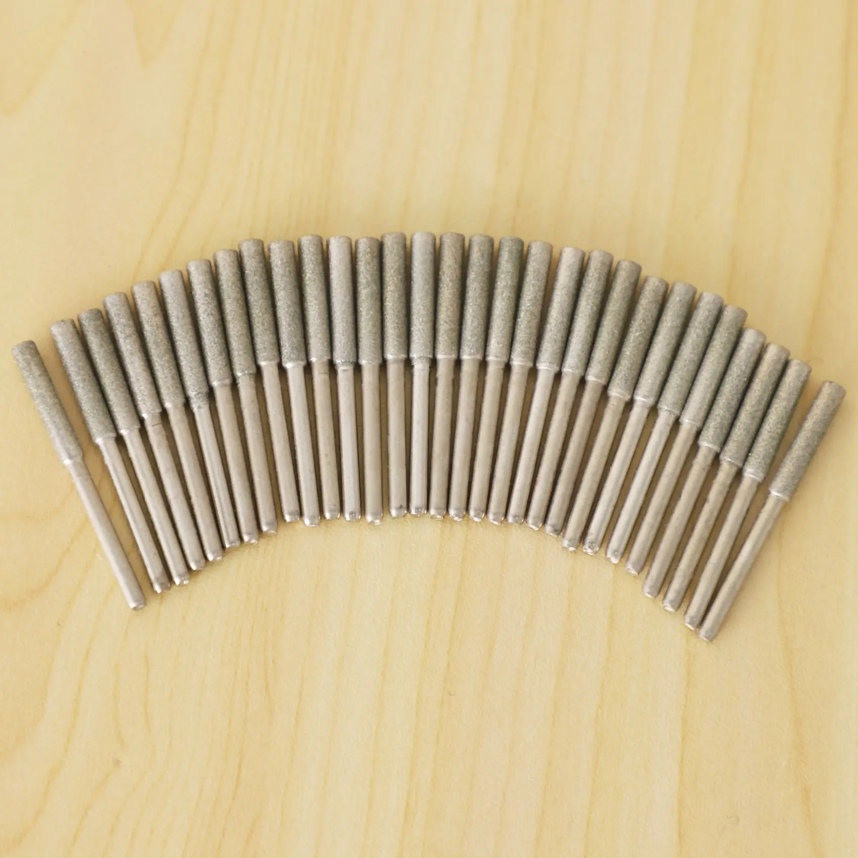 

SEO 30 Pieces Chainsaw Sharpener Stone Burr Grinding Stone File, Polishing Grinding Tool Grinding Bits, 5/32 Inch/ 4 mm