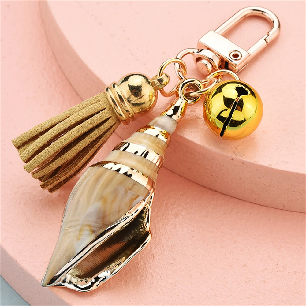 Luxury Pearl Conch Keychain Metal Bell Pendant Keyring for Women Purse Headphone Case Accessorie Bag Ornament Jewelry Gift