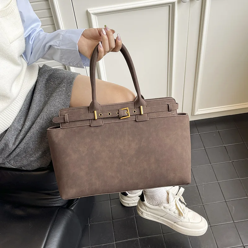 

New Korean Version Tote Bag Women's Large-capacity Shoulder Bag Niche High-end Commuter Handbag