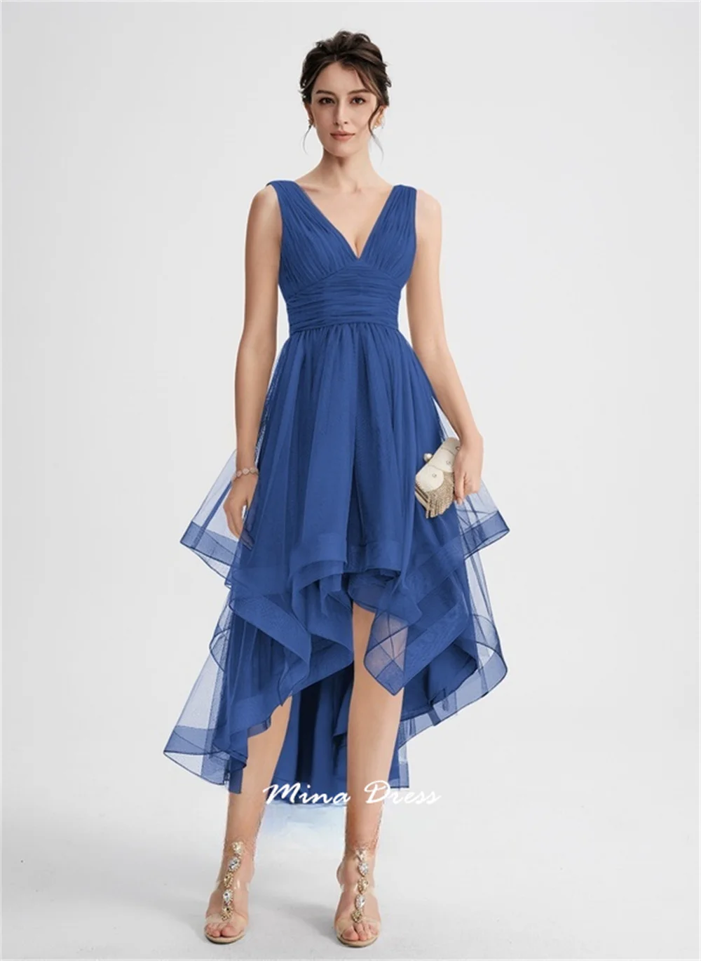 Abiti da sera da donna di lusso con strato personalizzato Mina per occasioni speciali Ballo di fine anno senza maniche con scollo a V alto e basso