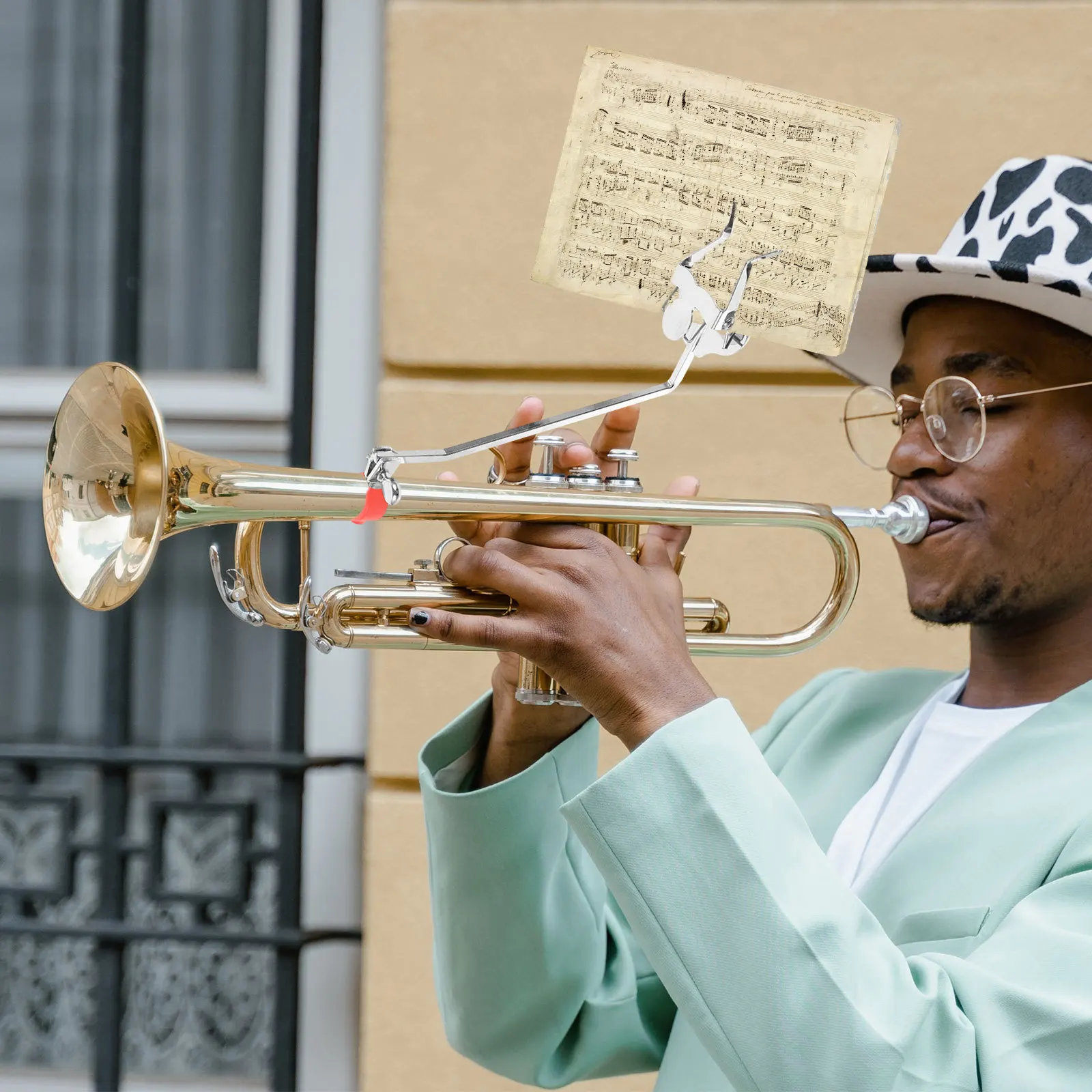 

Elegant Metal Music Clip for Round Horn Trumpet Clarinet Lightweight Sheet Holder Portable Instrument Accessories