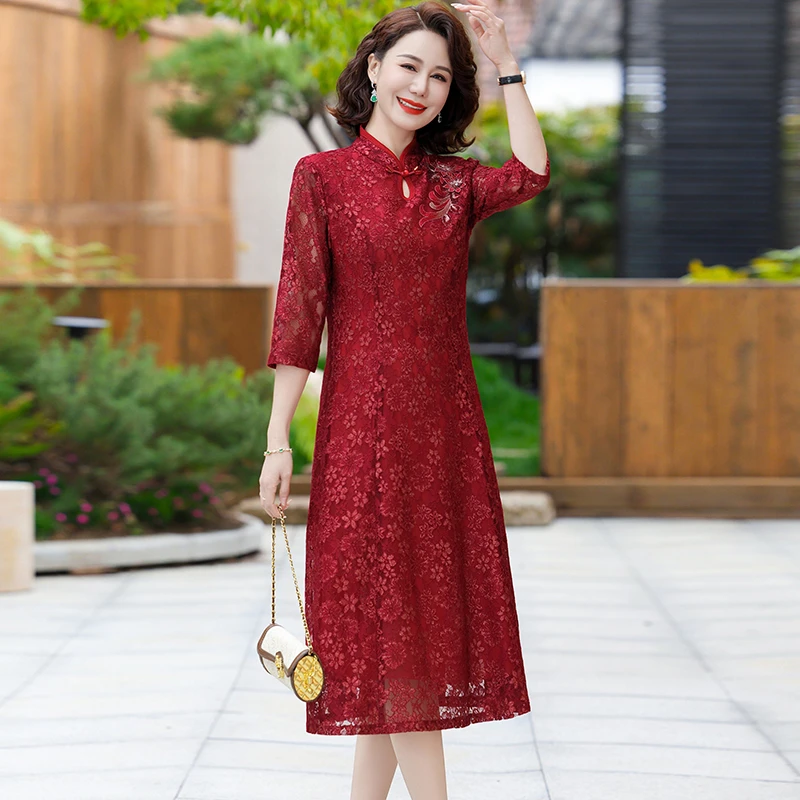 

Spring Autumn Red Lace Female Qipao Traditional Chinese Dress Vintgae Classic Mandarin Collar Cheongsam Sexy Slim Vestidos